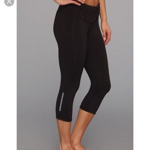 Brooks Infiniti Capri Pants III